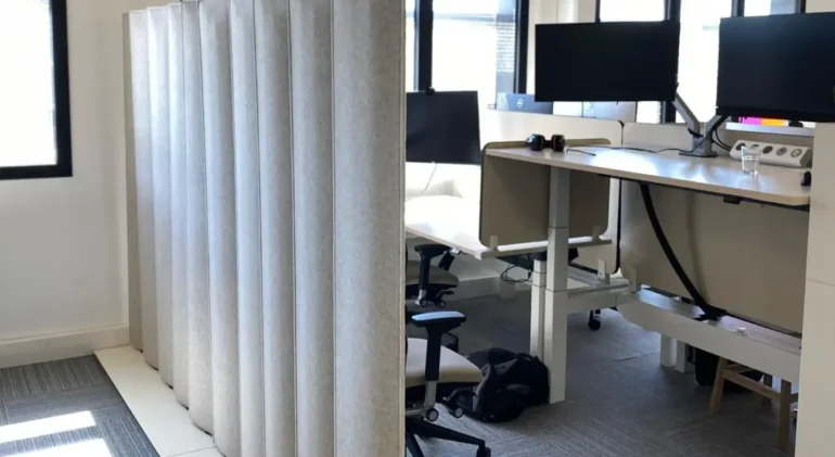 du sol à la cloison